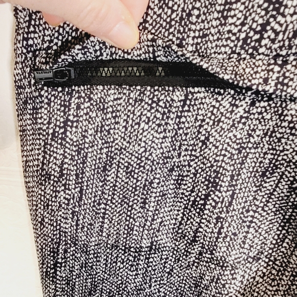 Athleta Delancey Skyline textured moto toghts - Picture 9 of 12